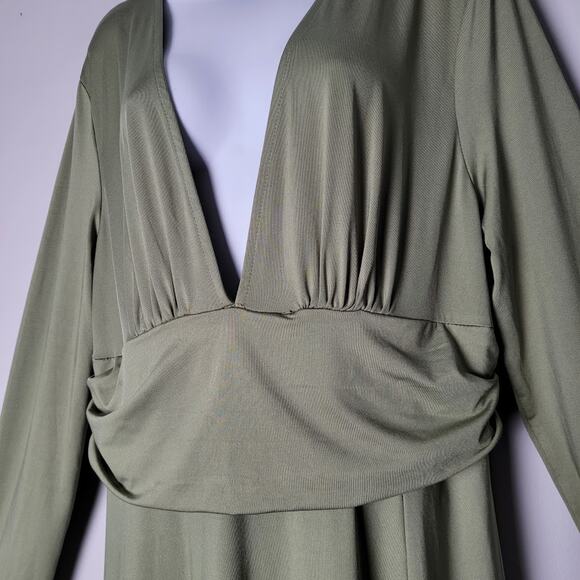 Baltic Born Arianna 3X Maxi Dress Deep V Neck Long Sleeve Olive Green Gown - Picture 3 of 9